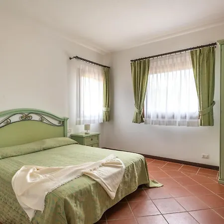 Charming Small Bella No2019 Punta de su Torrione