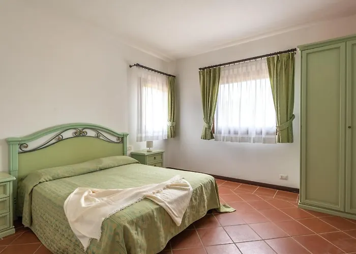 Charming Small Bella No2019 Punta de su Torrione